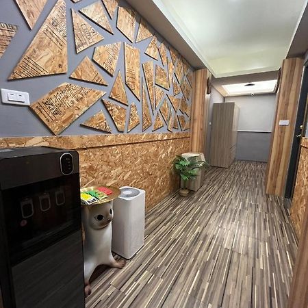Fengchia Fun House Apartment Тайджун Екстериор снимка
