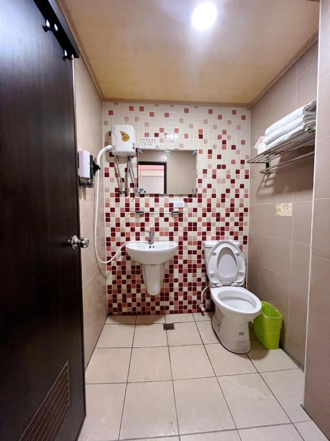 Fengchia Fun House Apartment Тайджун Екстериор снимка